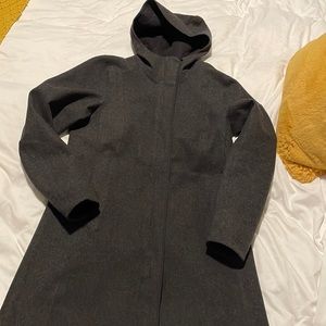 Like NEW Ladies Arc’teryx Wool Coat